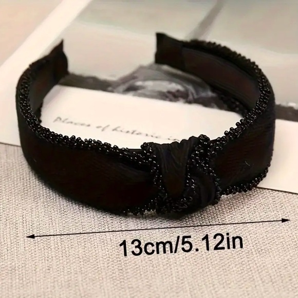 Cute head band - Picture 3 of 5